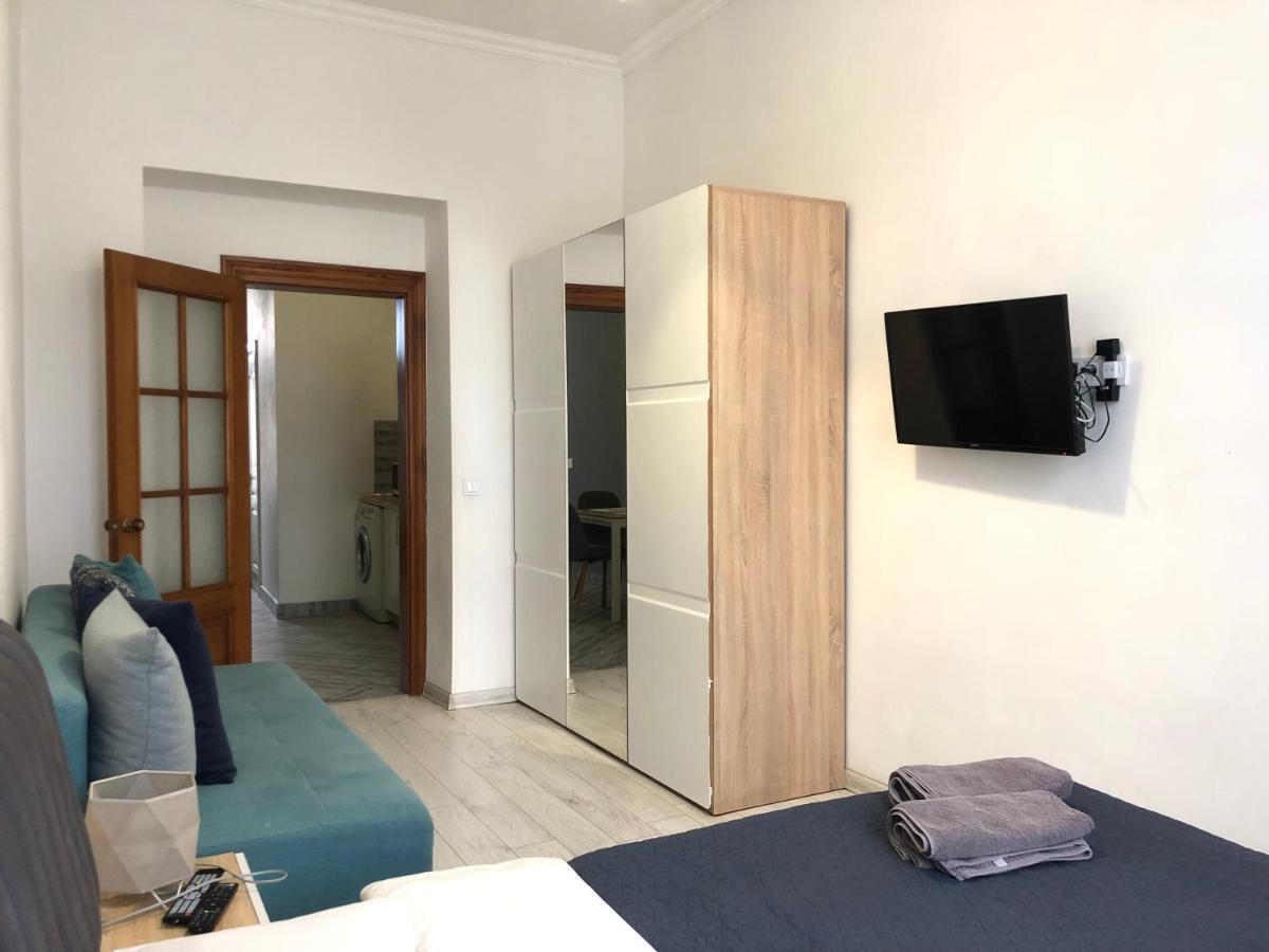 Romantic Apartments-Near Opera House 5/8 Λβιβ Εξωτερικό φωτογραφία